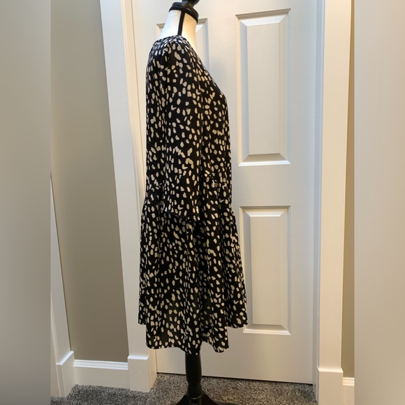 HAYDEN - Picture 6 of 10